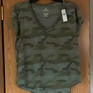 New with tags American Eagle favorite t